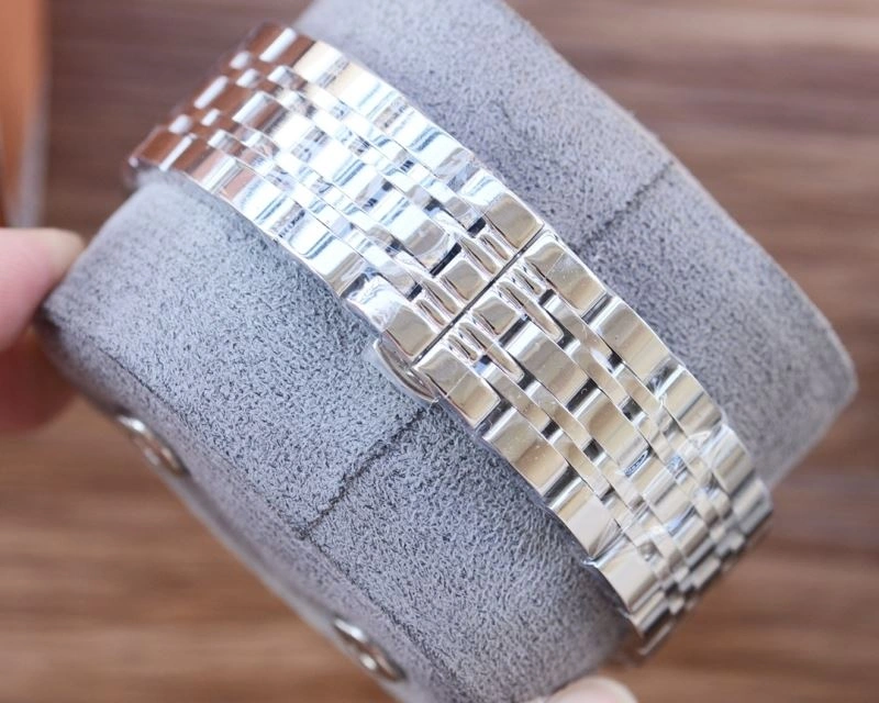 Sophisticated VACHERON CONSTANTIN Watches 204627