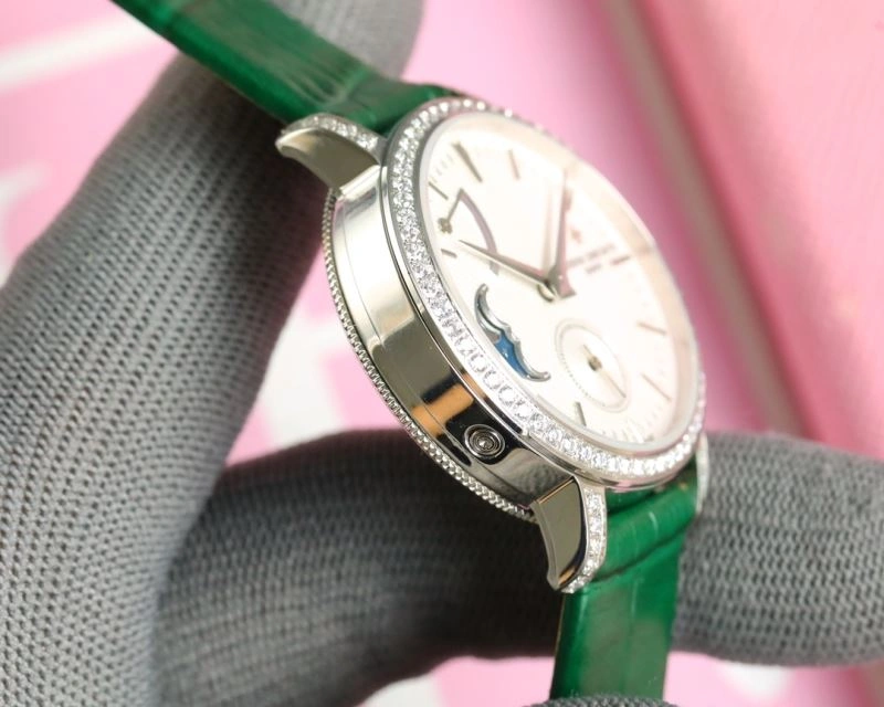 VACHERON CONSTANTIN Watches UrbanStyle 204620