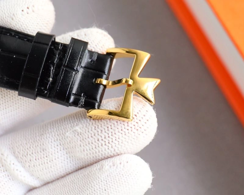 Snug VACHERON CONSTANTIN Watches 204600