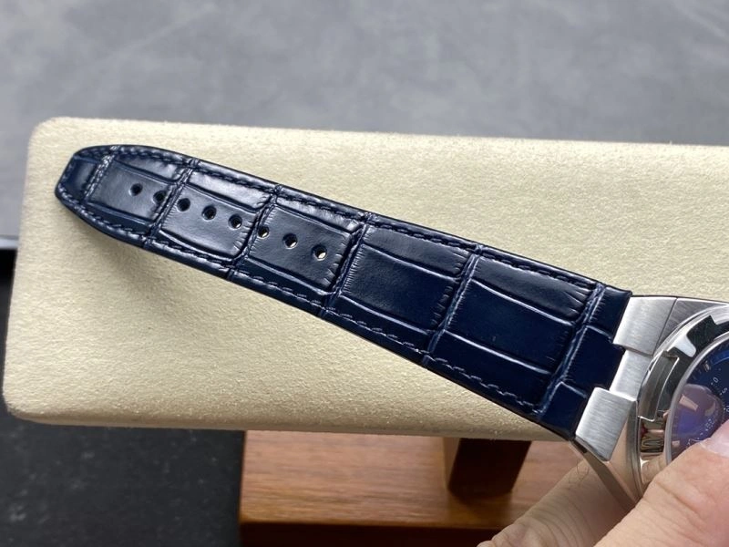 VACHERON CONSTANTIN Watches Breathable 204560