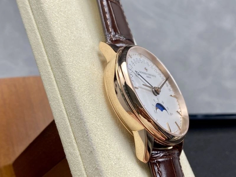 Practical VACHERON CONSTANTIN Watches 204549