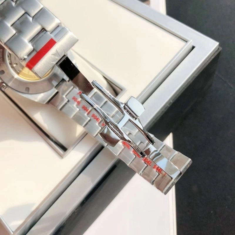 VACHERON CONSTANTIN Watches UrbanChic 204334