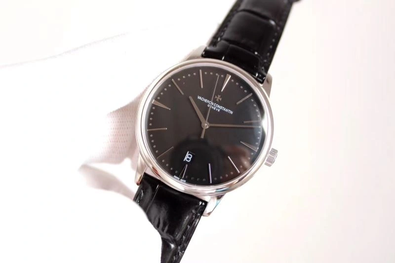 Minimalist VACHERON CONSTANTIN Watches 204314