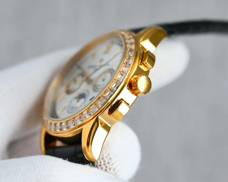 Lightweight VACHERON CONSTANTIN Watches 204302