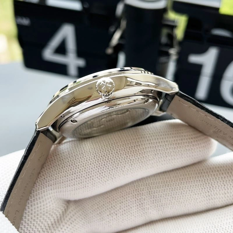 VACHERON CONSTANTIN Watches Neat 205128