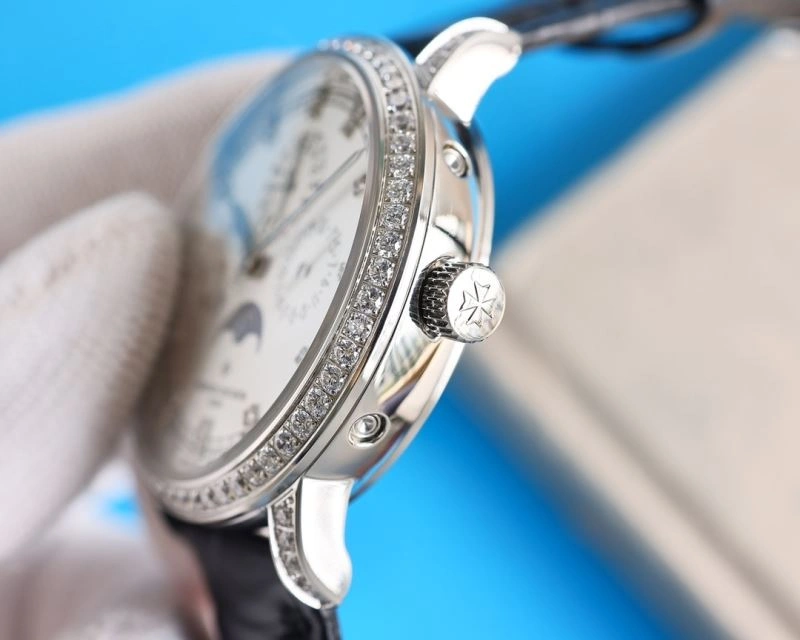 Compact VACHERON CONSTANTIN Watches 205100