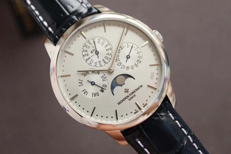 VACHERON CONSTANTIN Watches Comfortable 205037