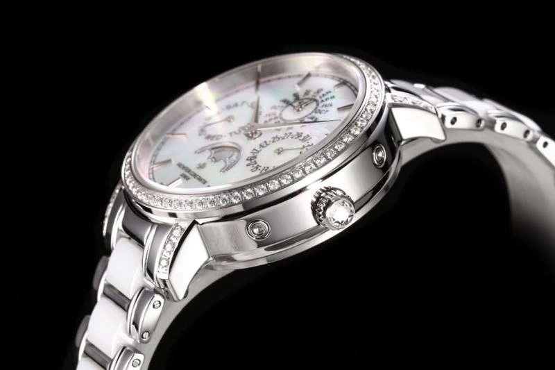 VACHERON CONSTANTIN Watches Attractive 205025