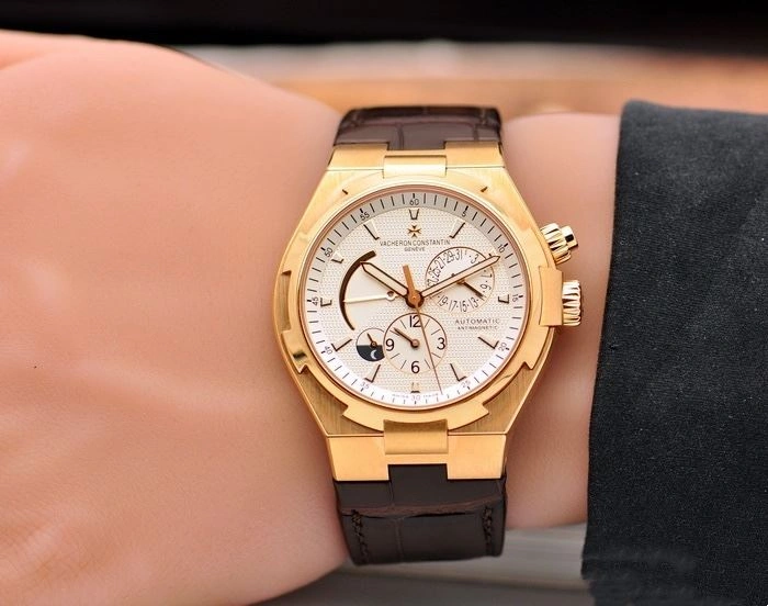 Snug VACHERON CONSTANTIN Watches 205004
