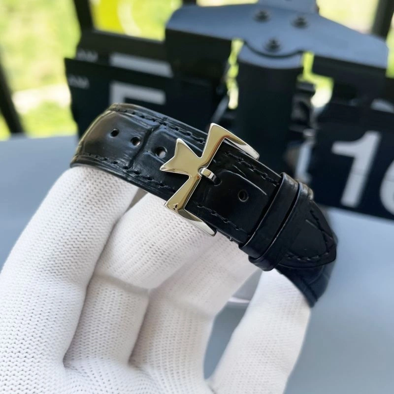 VACHERON CONSTANTIN Watches Upgraded 204971