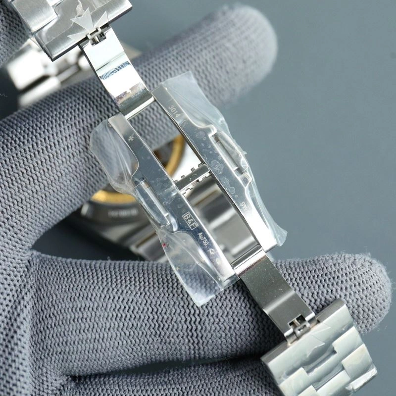 Vibrant VACHERON CONSTANTIN Watches 204942