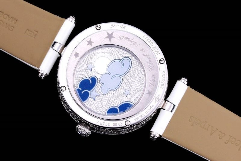 SportInspired VAN CLEEF ARPELS Watches 206887