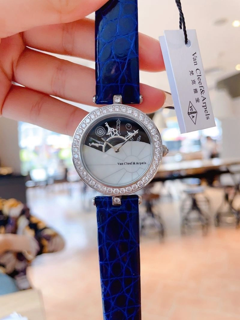 Sophisticated VAN CLEEF ARPELS Watches 206874