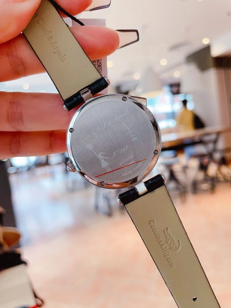 Sophisticated VAN CLEEF ARPELS Watches 206874