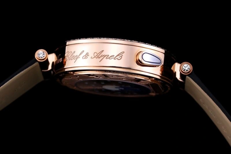 DailyWear VAN CLEEF ARPELS Watches 206875