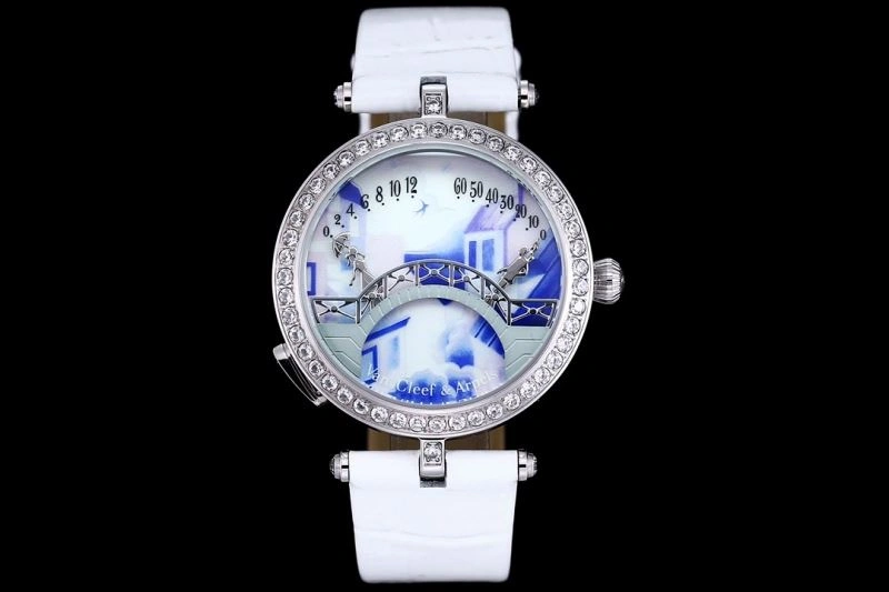 VAN CLEEF ARPELS Watches UrbanChic 206853