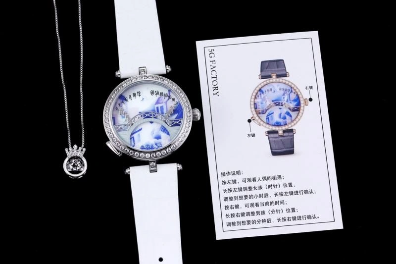 VAN CLEEF ARPELS Watches UrbanChic 206853
