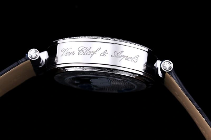 Seasonal VAN CLEEF ARPELS Watches 206868