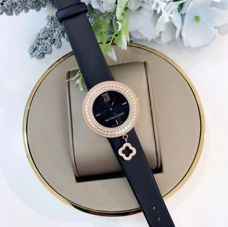 VAN CLEEF ARPELS Watches Sleek 206869