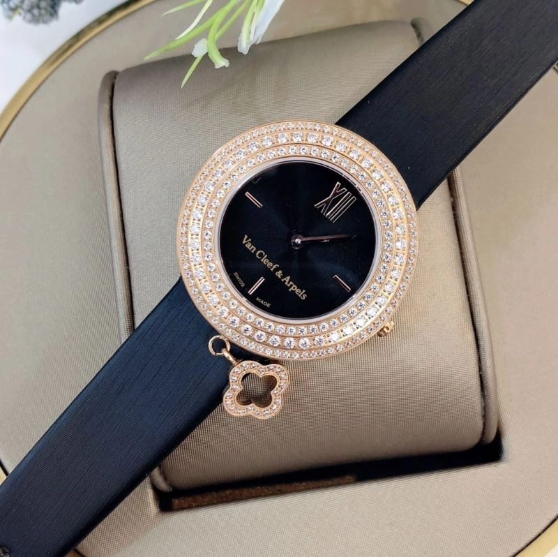 VAN CLEEF ARPELS Watches Sleek 206869