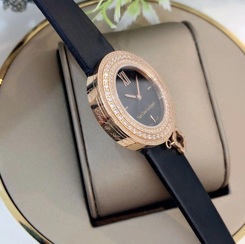 VAN CLEEF ARPELS Watches Sleek 206869
