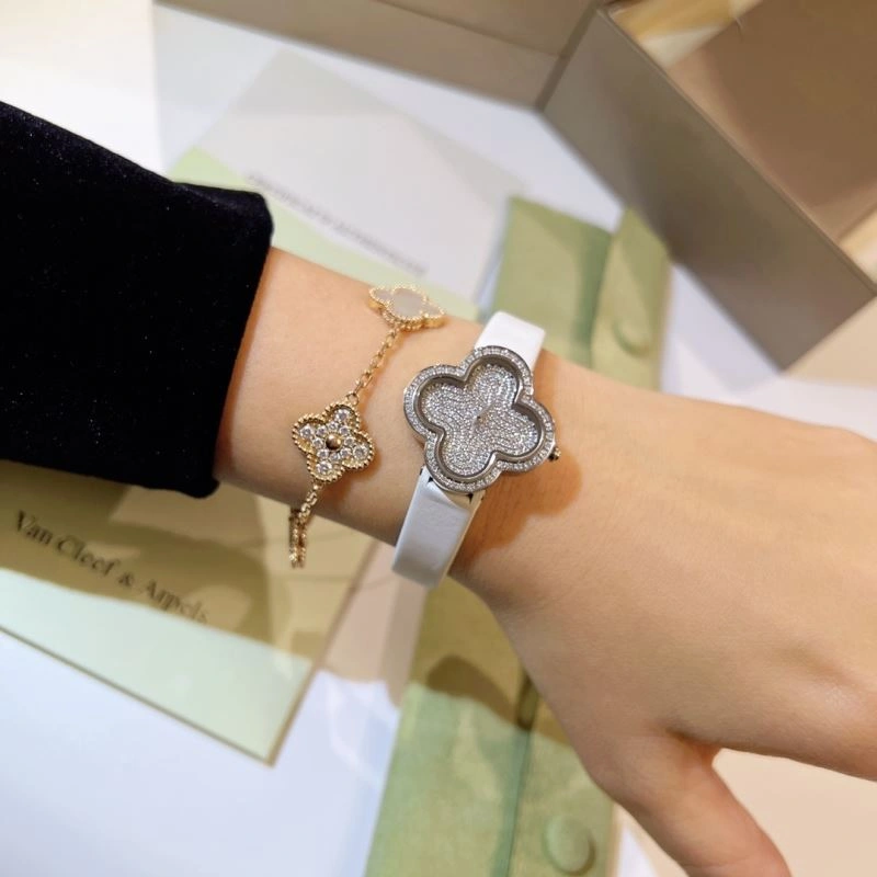 MultiPurpose VAN CLEEF ARPELS Watches 206871