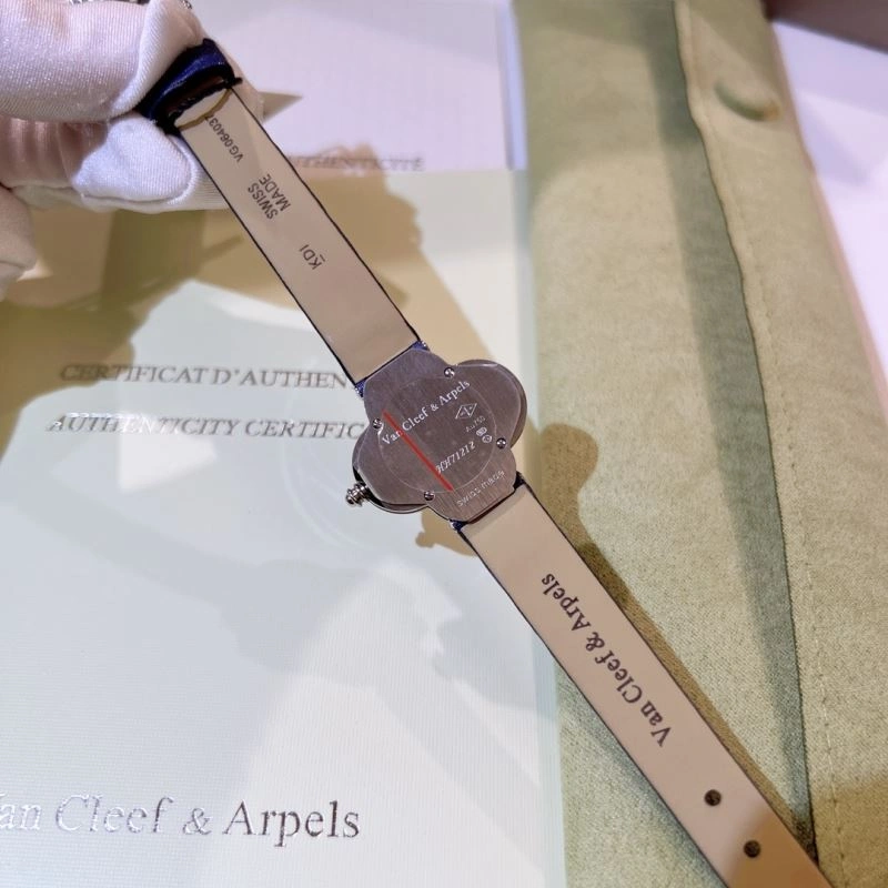 MultiPurpose VAN CLEEF ARPELS Watches 206871