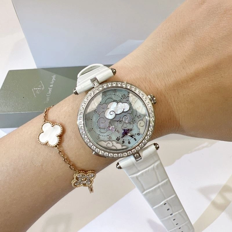 VAN CLEEF ARPELS Watches UrbanStyle 206879