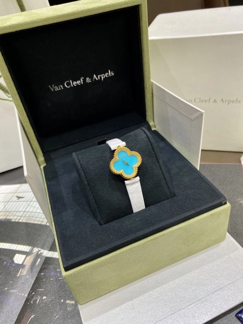 Effortless VAN CLEEF ARPELS Watches 206851
