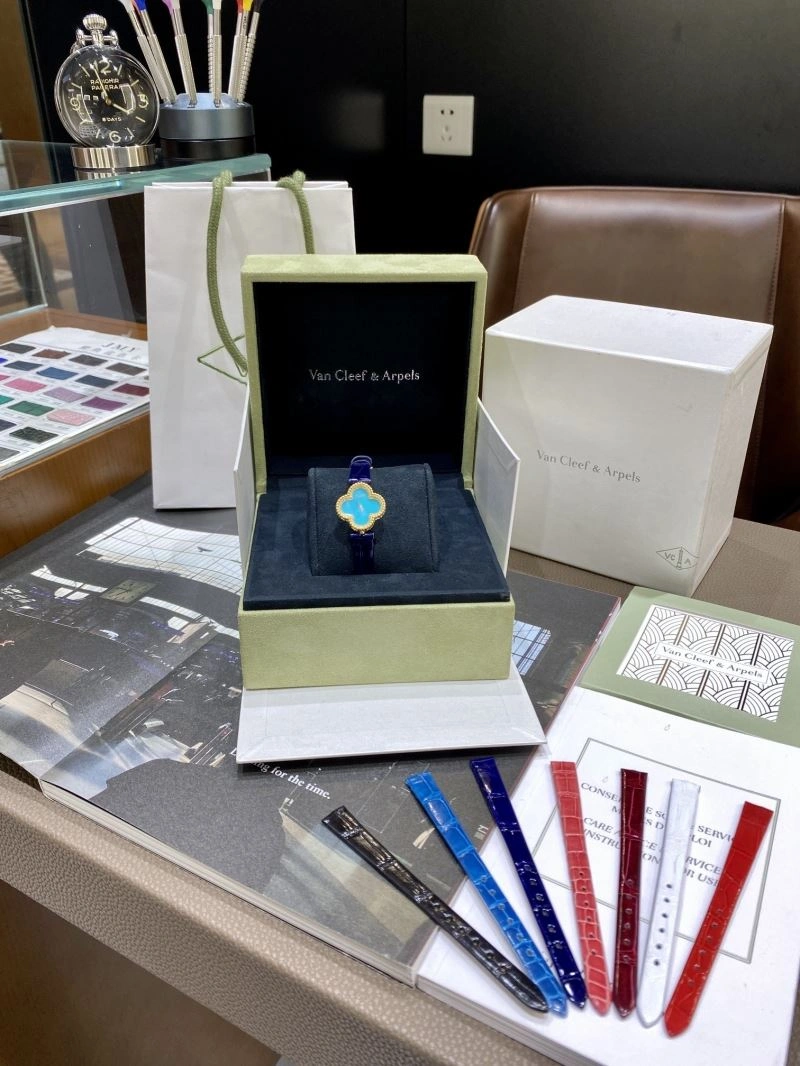 VAN CLEEF ARPELS Watches Trendsetting 206849