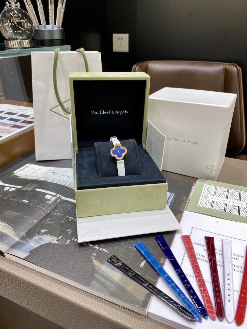 VAN CLEEF ARPELS Watches TechFriendly 206850