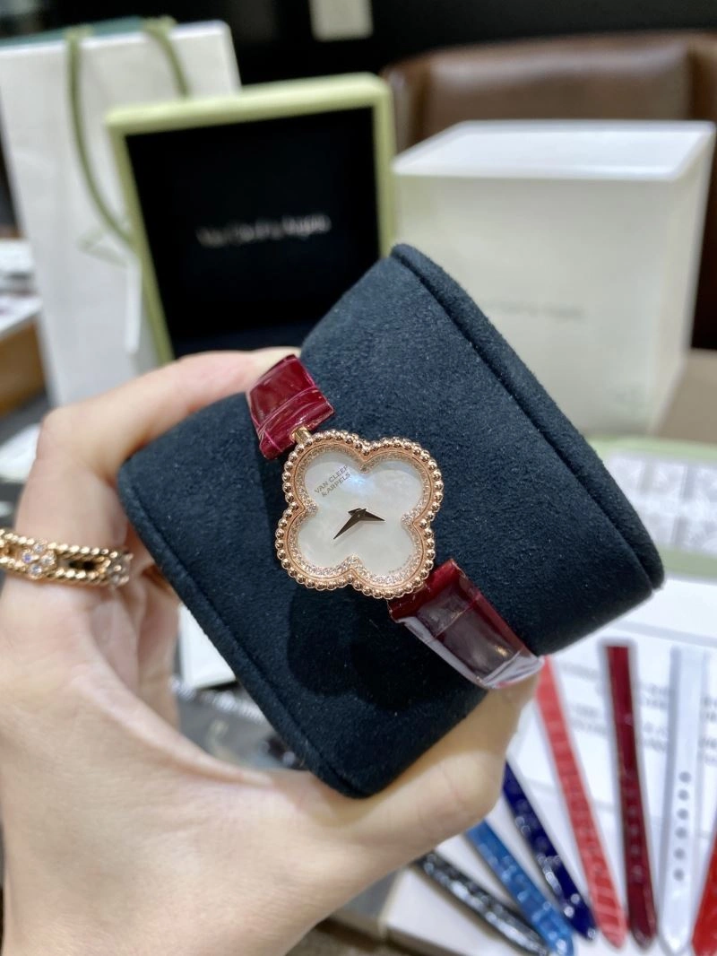 VAN CLEEF ARPELS Watches Durable 206852
