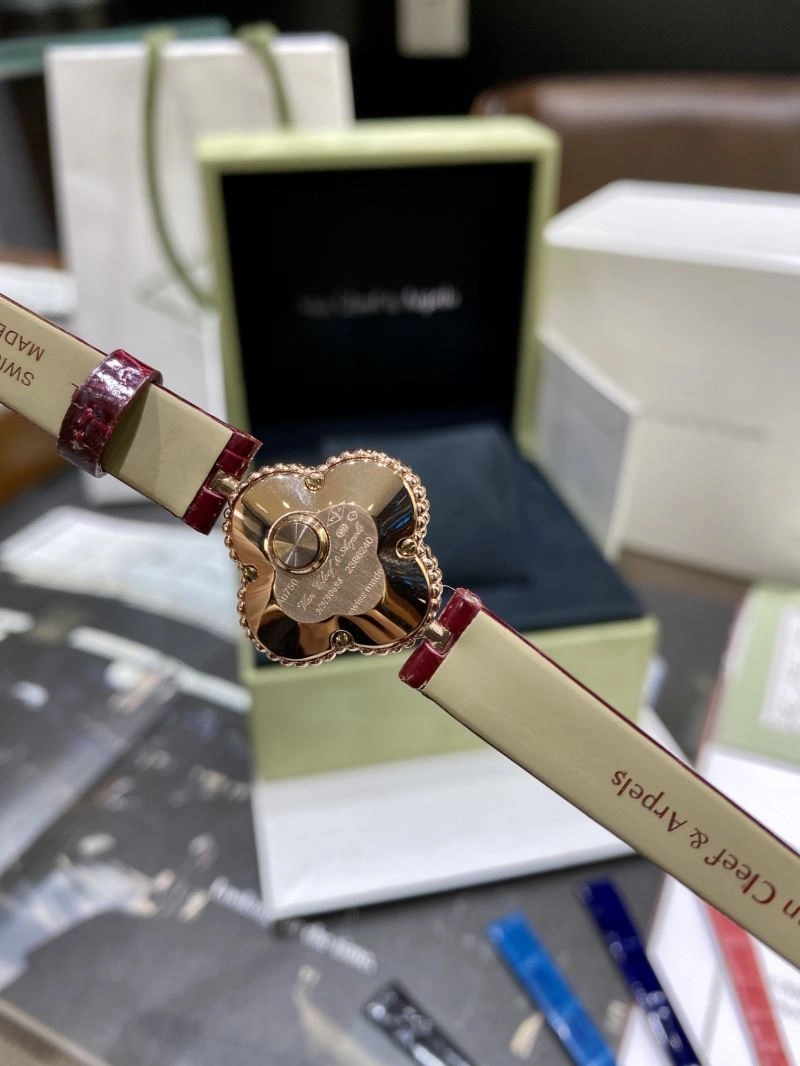 VAN CLEEF ARPELS Watches Durable 206852