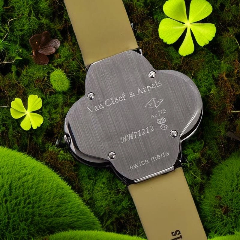 RelaxedFit VAN CLEEF ARPELS Watches 206830