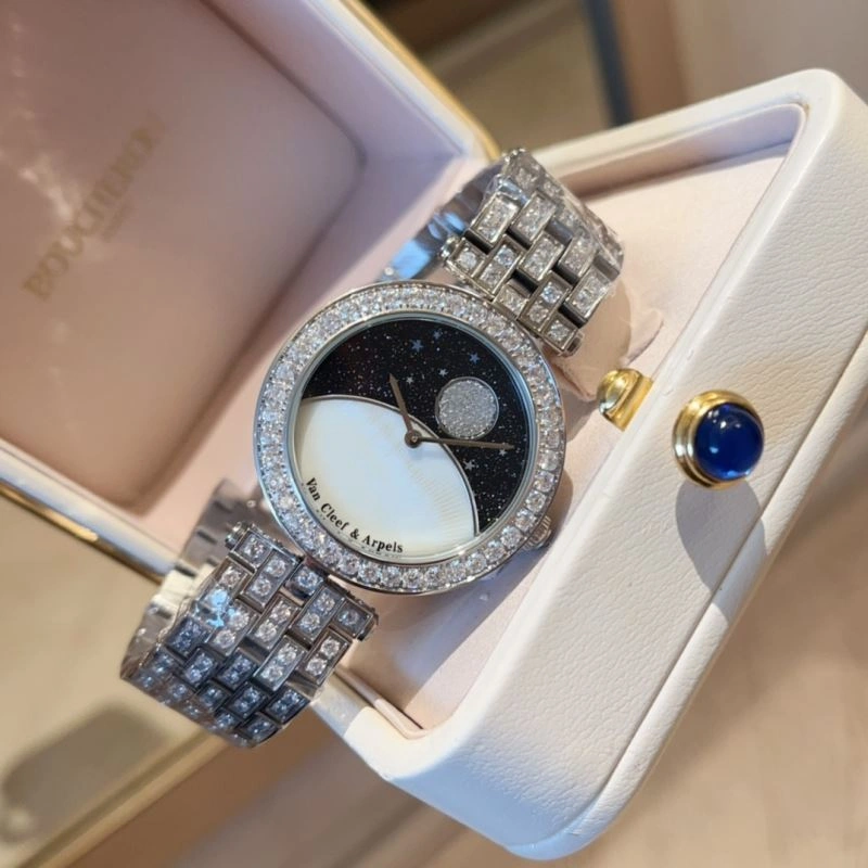 VAN CLEEF ARPELS Watches TimelessDesign 206824