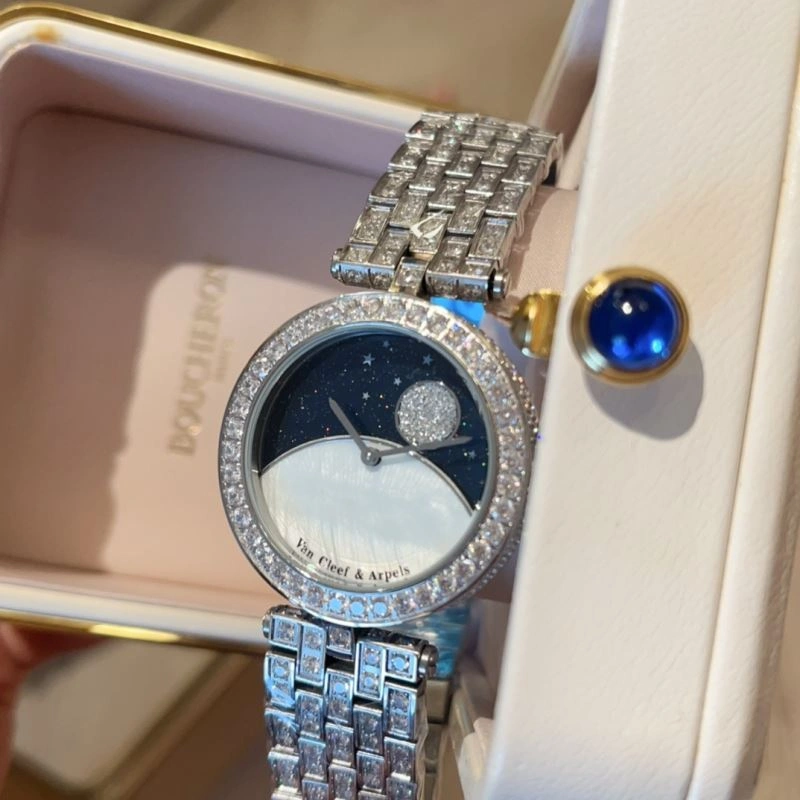 VAN CLEEF ARPELS Watches TimelessDesign 206824