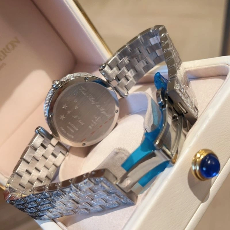 VAN CLEEF ARPELS Watches TimelessDesign 206824