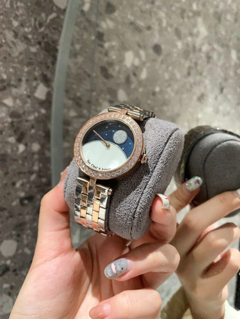 VAN CLEEF ARPELS Watches EyeCatching 206841