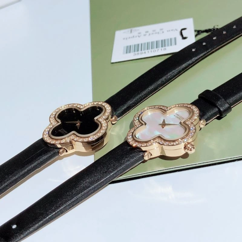 VAN CLEEF ARPELS Watches RelaxedFit 206825