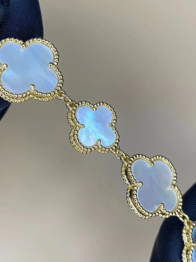 VAN CLEEF ARPELS Watches Timeless 206821