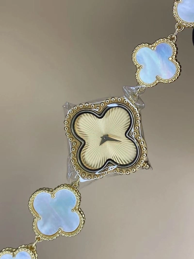 VAN CLEEF ARPELS Watches TravelReady 206819