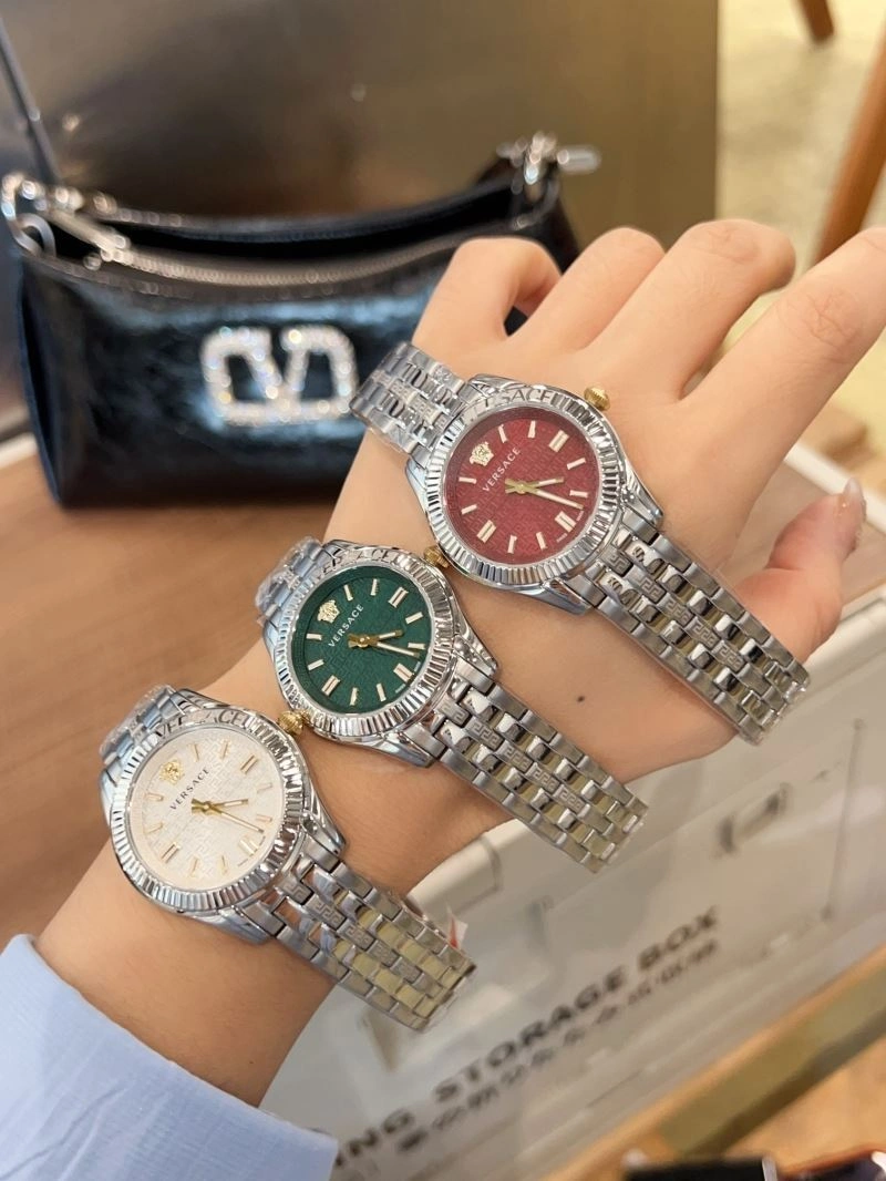 VERSACE Watches Chic 207408