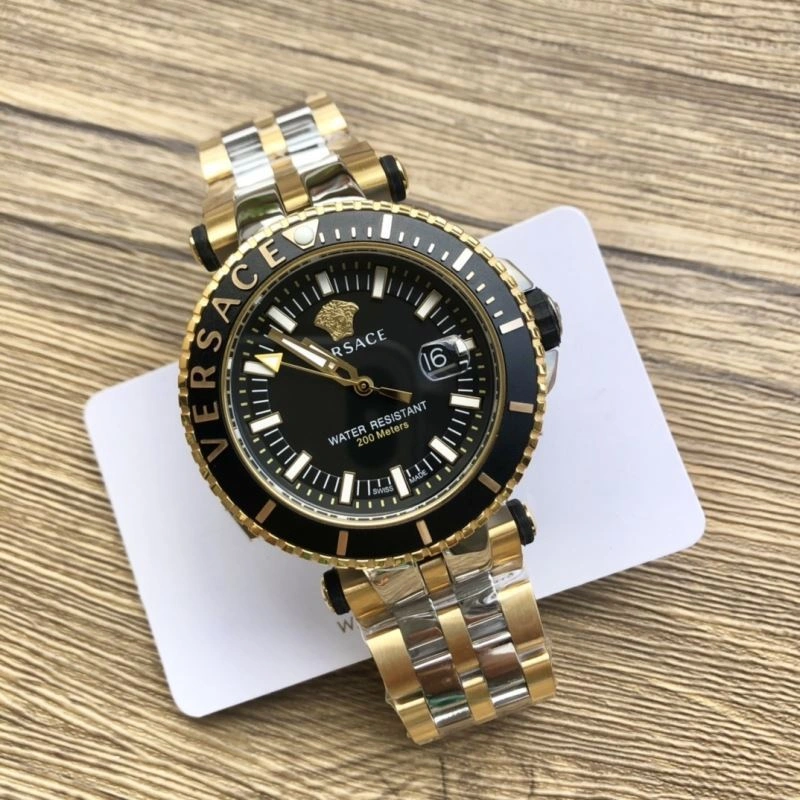 VERSACE Watches Durable 207320