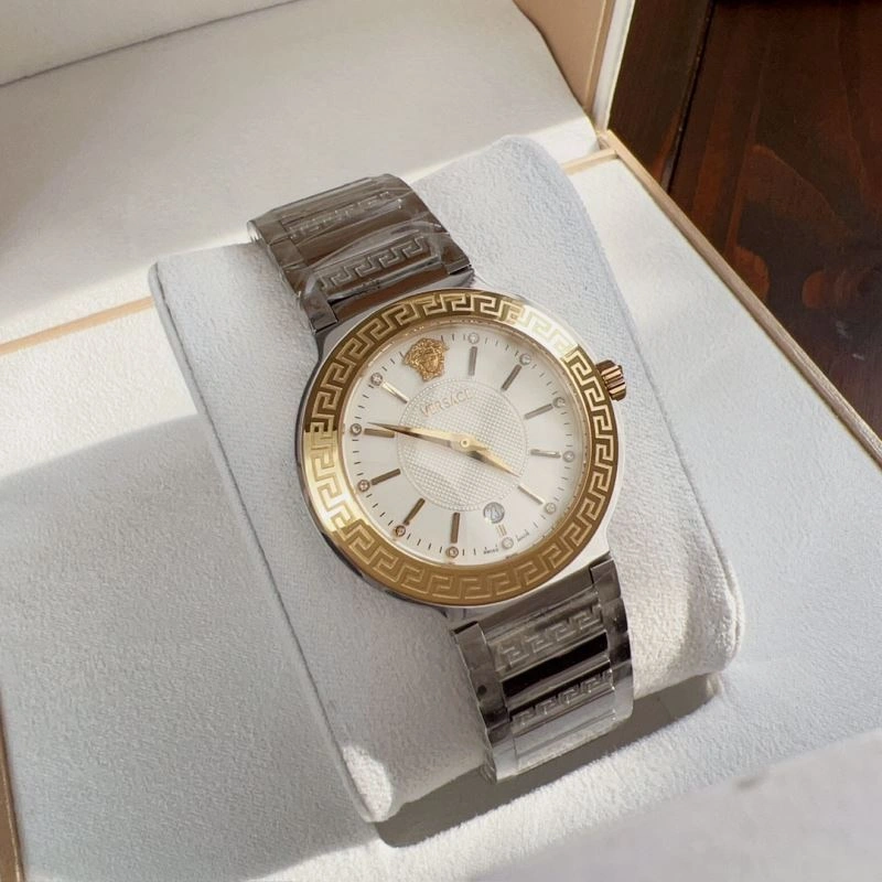 Lightweight VERSACE Watches 207323