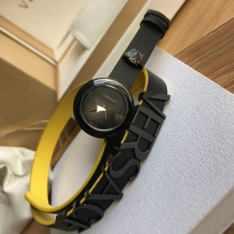 Snug VERSACE Watches 207279