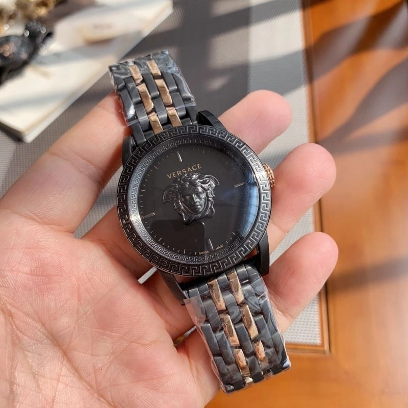 VERSACE Watches Durable 207272
