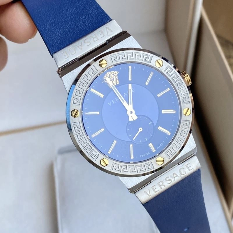 Versatile VERSACE Watches 207280