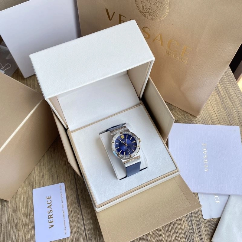 Versatile VERSACE Watches 207280