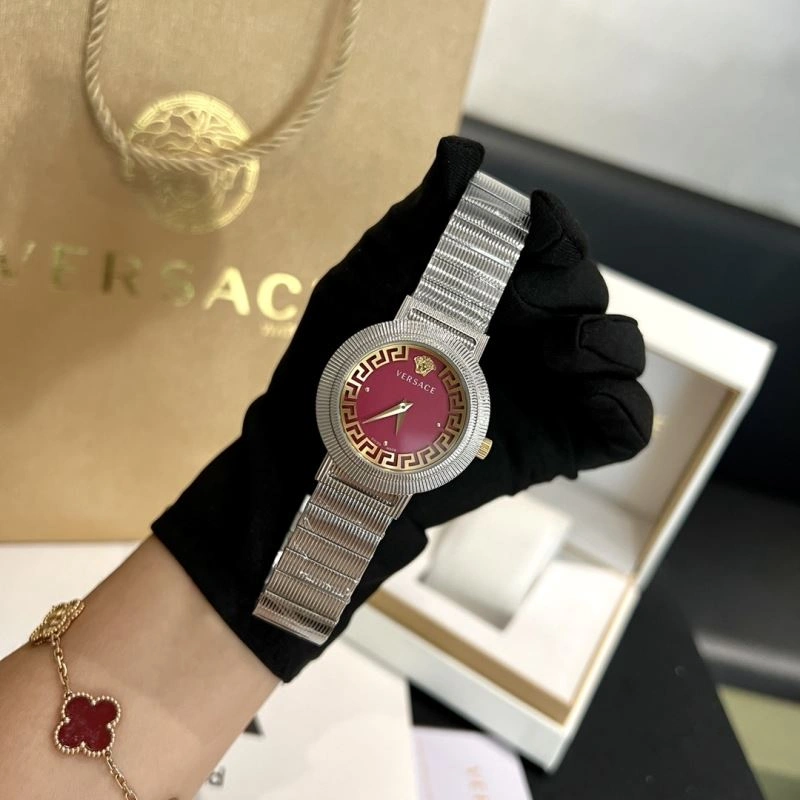 Trendsetting VERSACE Watches 207250