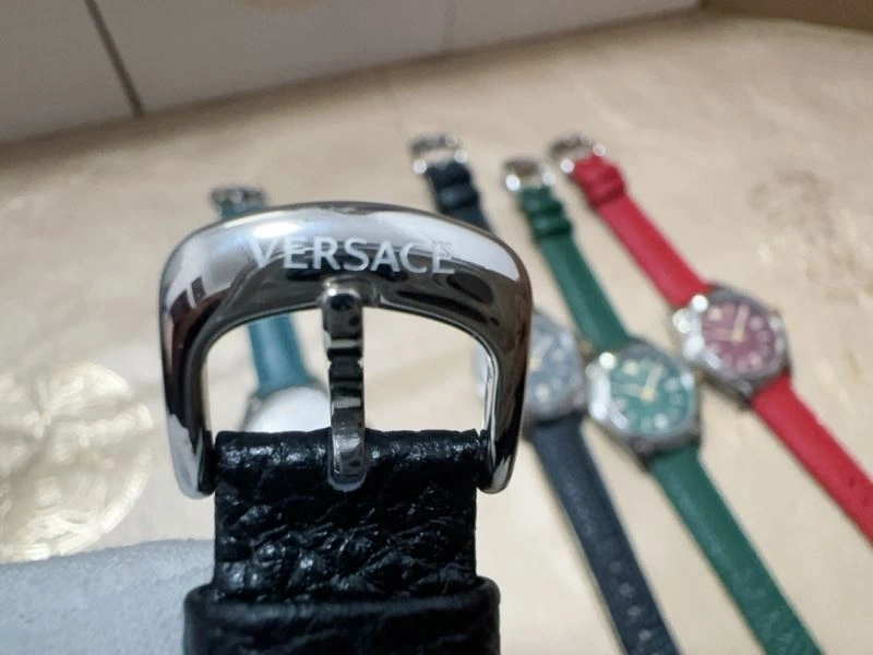 VERSACE Watches Attractive 207231